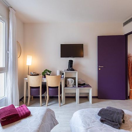 Tithome 1 - Gare, Centre Ville, Vue Montagne Et Chateau Lourdes Exterior foto