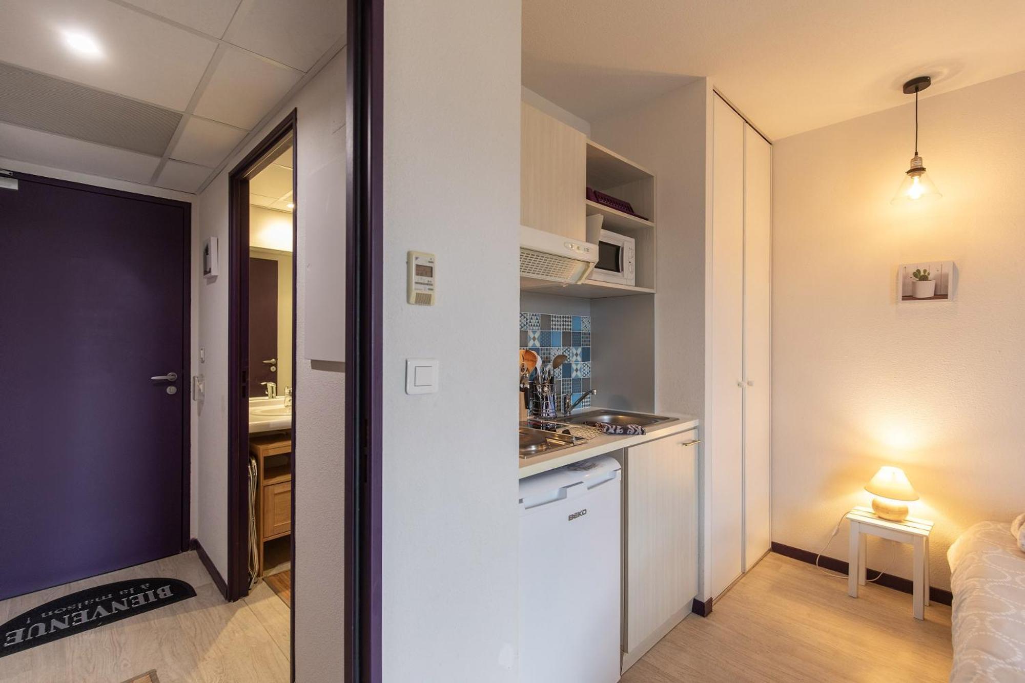 Tithome 1 - Gare, Centre Ville, Vue Montagne Et Chateau Lourdes Exterior foto