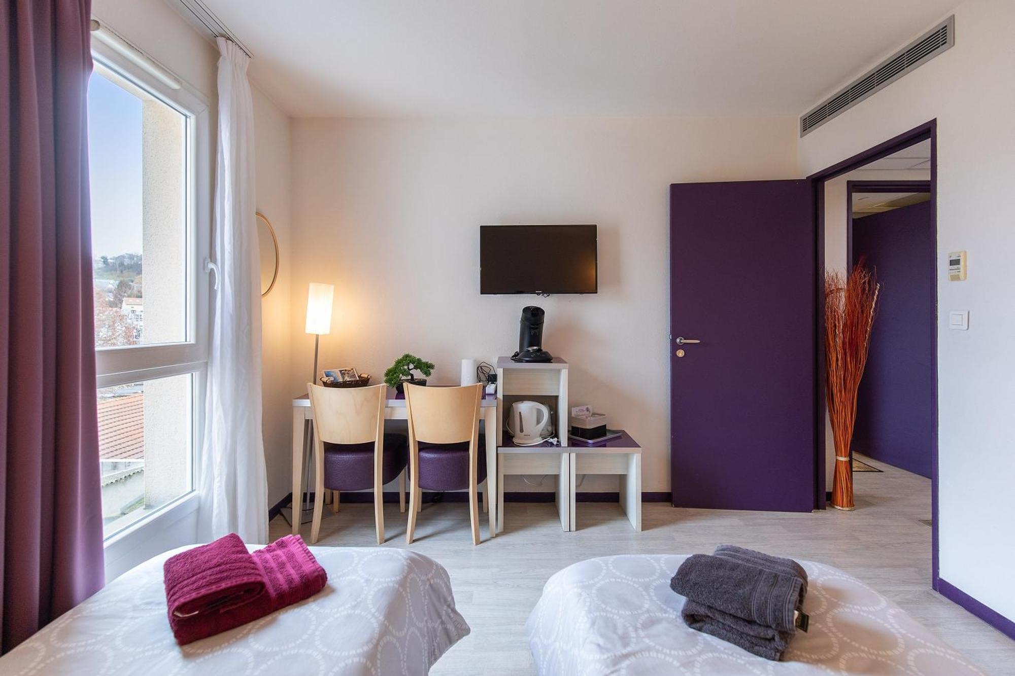Tithome 1 - Gare, Centre Ville, Vue Montagne Et Chateau Lourdes Exterior foto